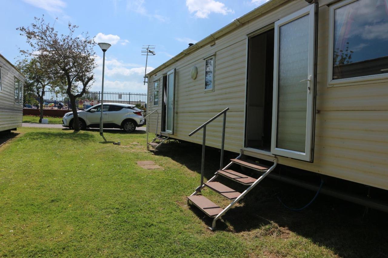 Holiday Home / Caravan Felpham Buitenkant foto